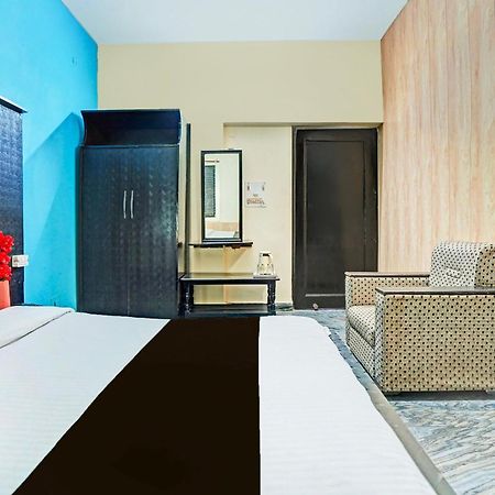 Super Collection O Mathura Near Railway Station Εξωτερικό φωτογραφία
